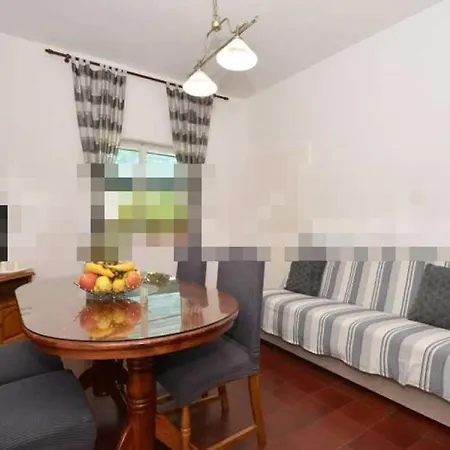 Apartment In Rogoznica With Terrace, Air Conditioning, Wifi, Washing Machine 5041-2 דירה *