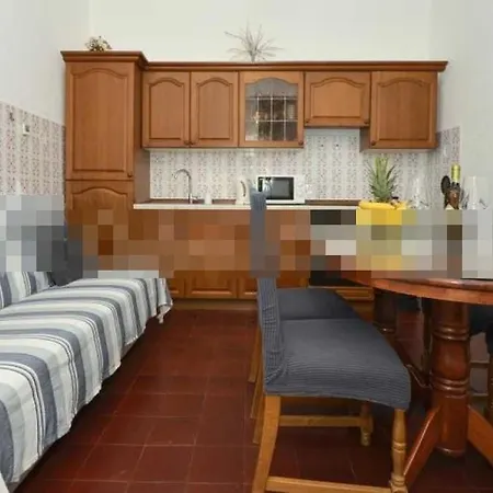 Apartment In Rogoznica With Terrace, Air Conditioning, Wifi, Washing Machine 5041-2 דירה *