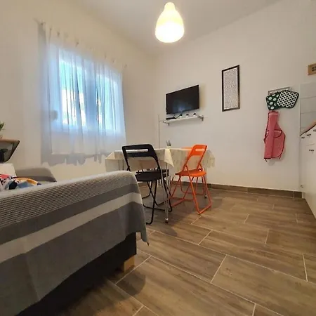 In Rogoznica With Terrace, Air Conditioning, Wifi 5170-1 *