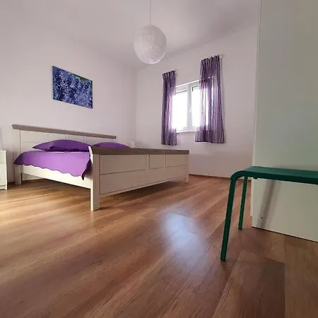 Apartment In Rogoznica With Terrace, Air Conditioning, Wifi 5170-1